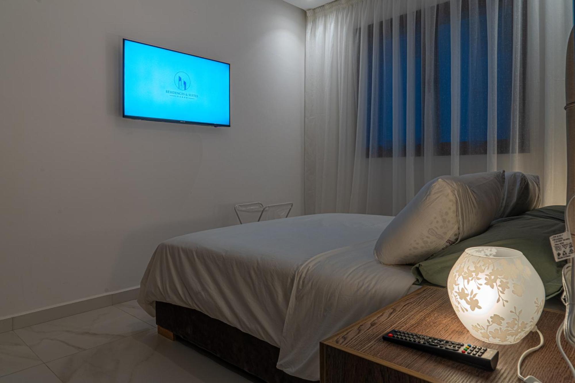 Residences & Suites 纳祖尔 外观 照片